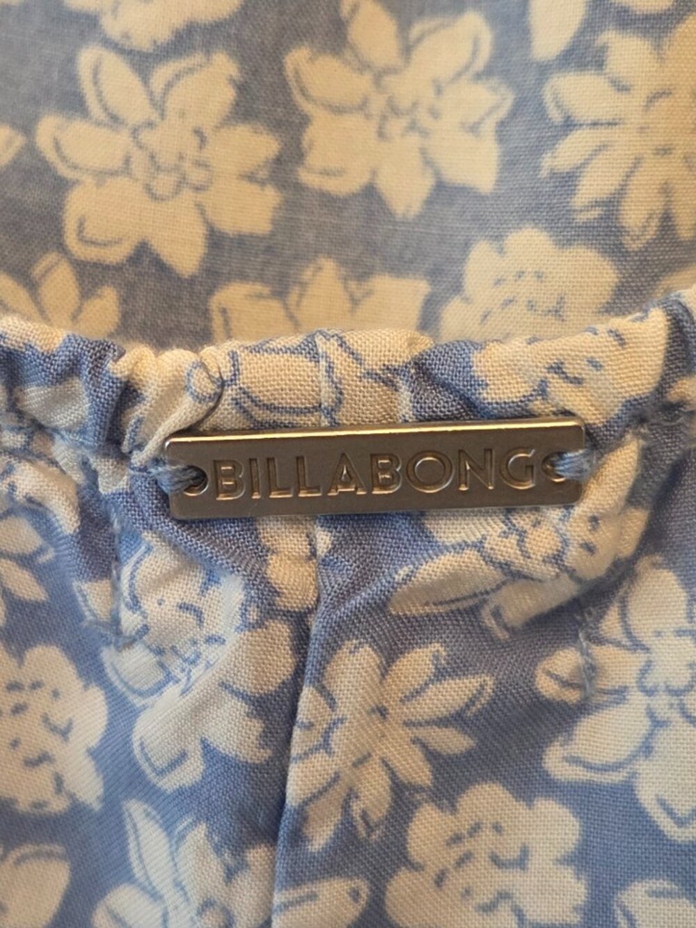 Billabong Ditzy Floral Light Blue Midi Dress Size S Spaghetti Strap Beach Surfer - Picture 8 of 10